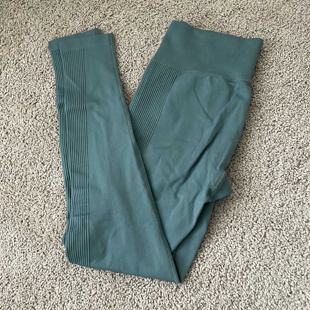 Leggings Size Small - Workout and Casual - Forever 21 Brand